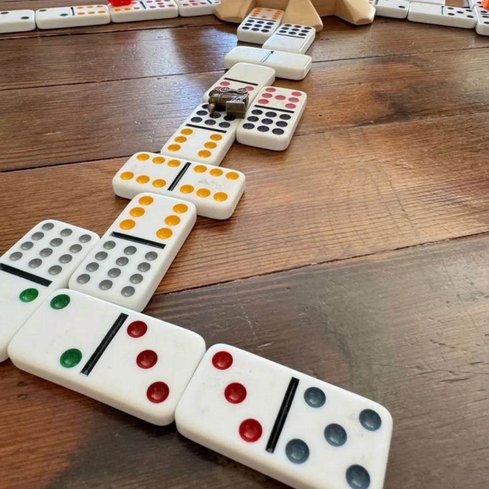 an image of Mexican Train Dominoes set