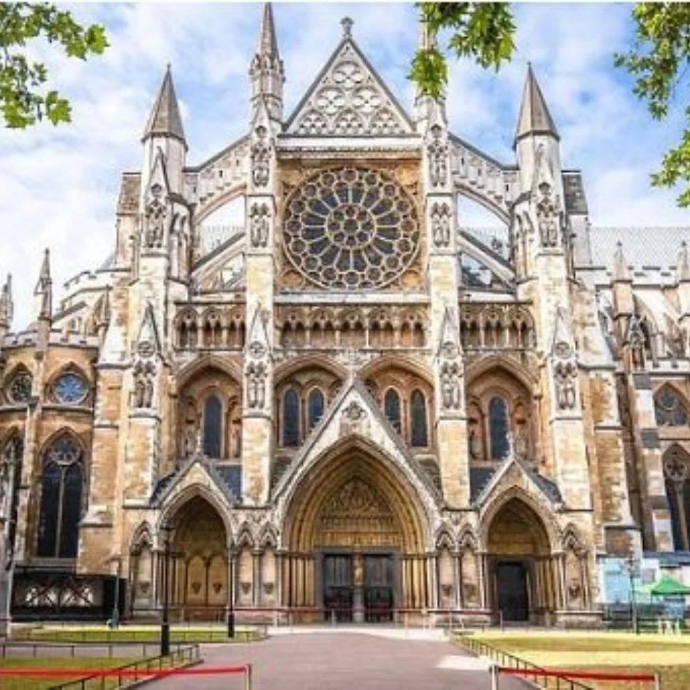 an image of Houses of Parliament, London