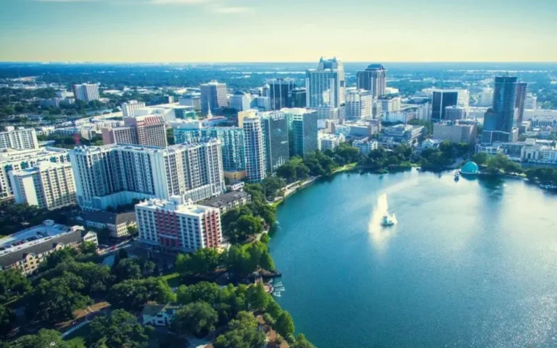 an image of Orlando's median income, jobs, population and housing